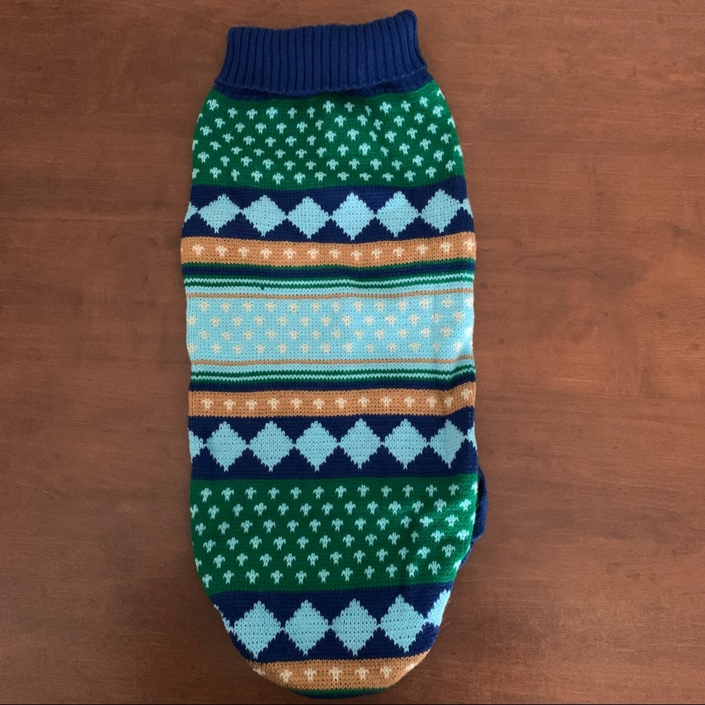 Pooch Plus Knitted Dog Sweater in a Size Large